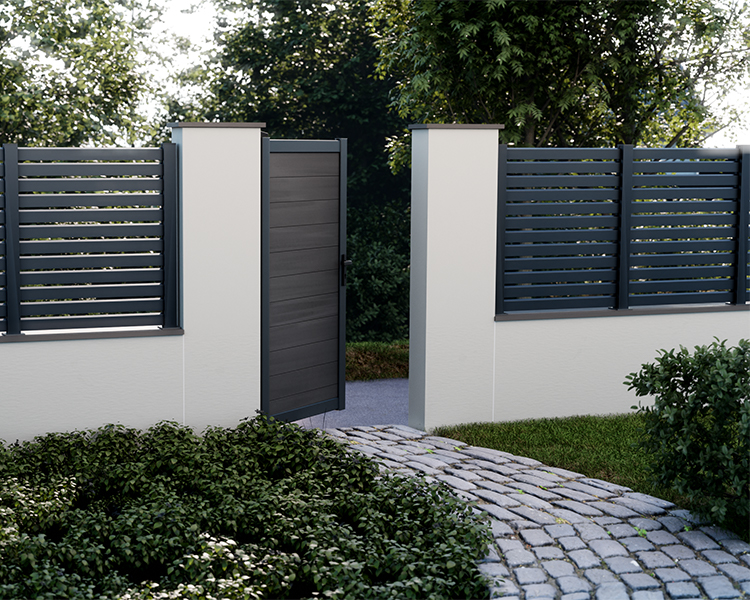 aluminiowe ogrodzenie z drzwiami